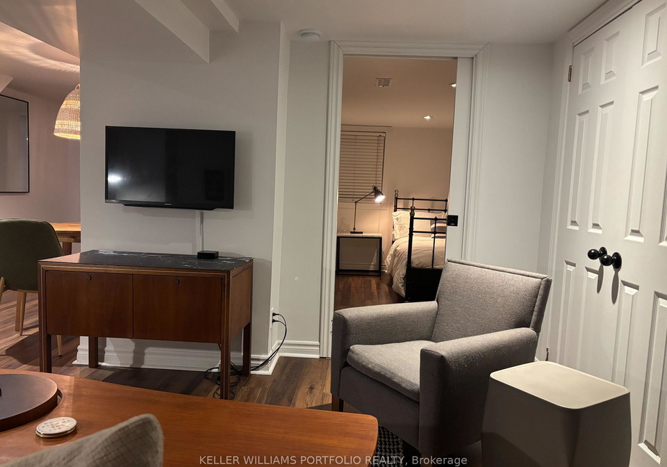 243-leslie-street-toronto-toronto-ontario-e13753968