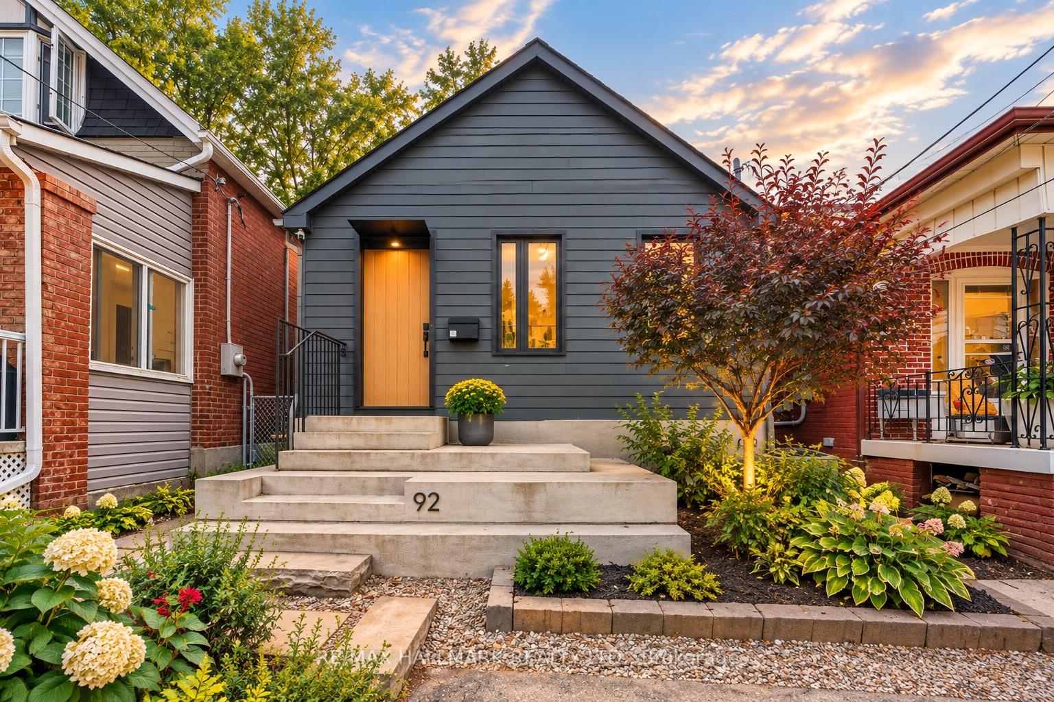 92-chisholm-avenue-toronto-east-york-ontario-e13754078