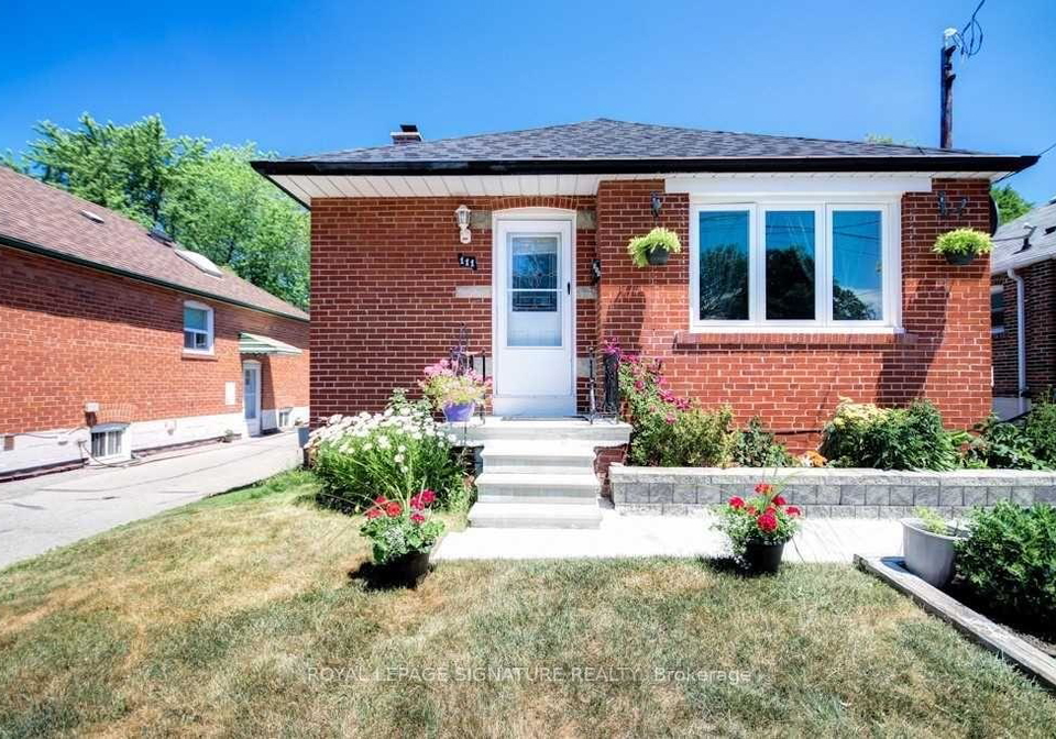 111-ellington-drive-toronto-scarborough-ontario-e13754450