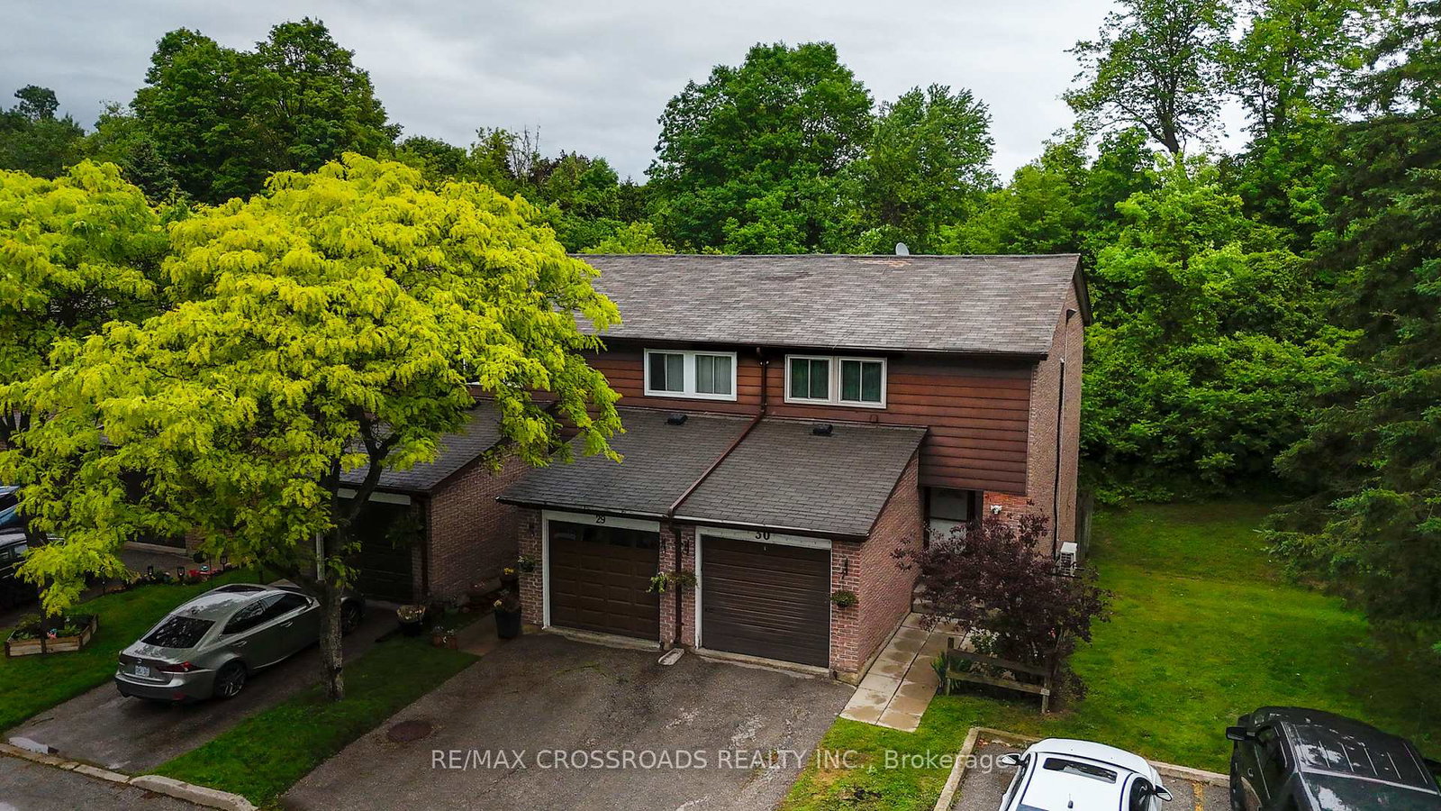 350-camelot-court-oshawa-ontario-e13755780