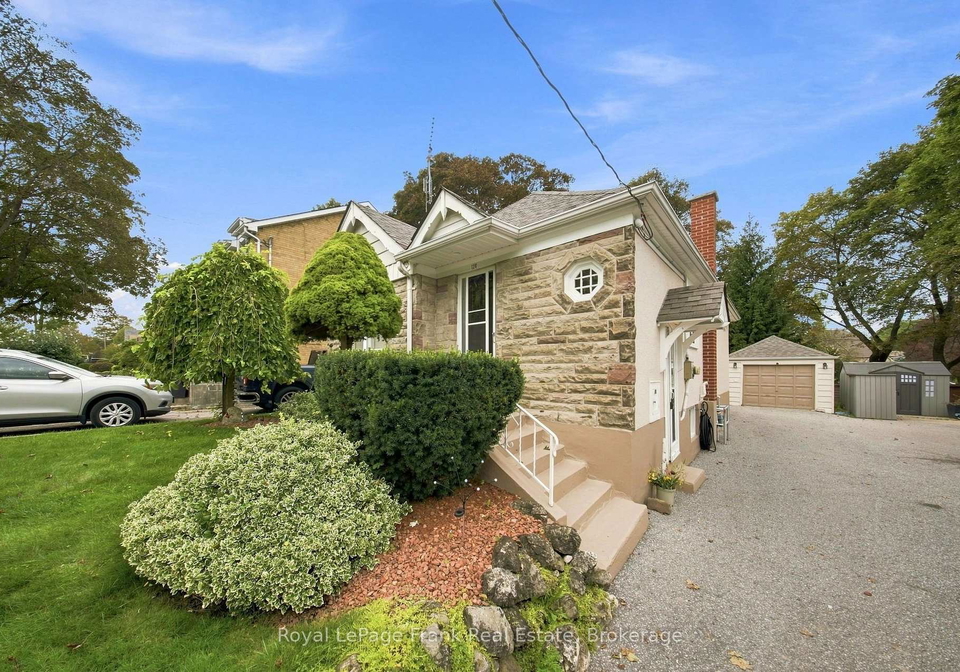 126-lauder-road-oshawa-ontario-e13755956