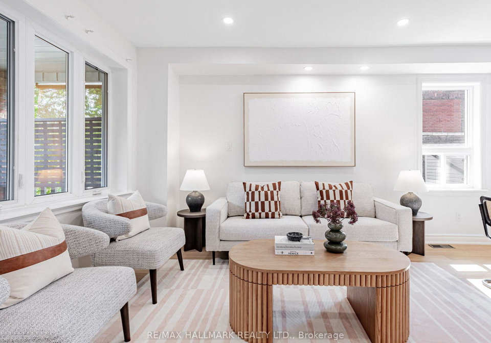 8-redwood-avenue-toronto-toronto-ontario-e13756236