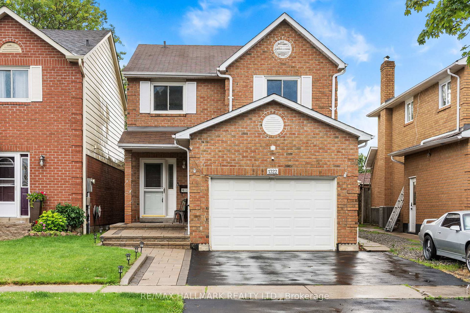 1322-redwood-lane-pickering-ontario-e13756452