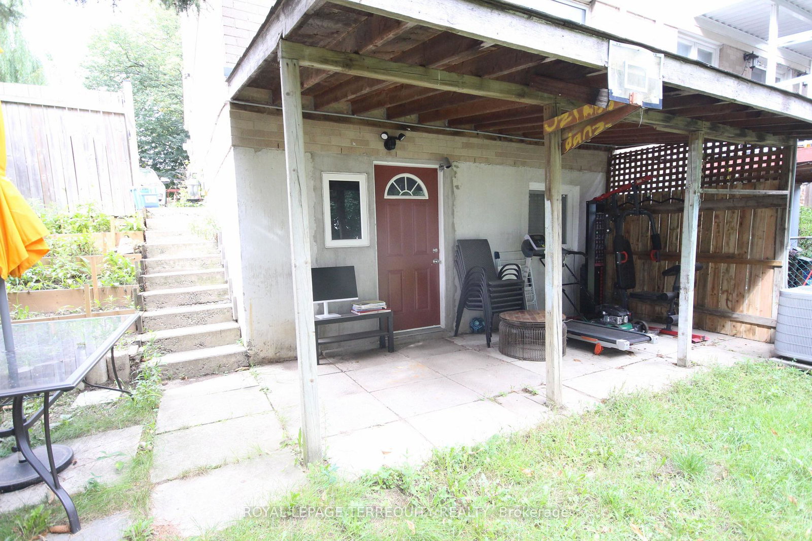 33-parsell-square-toronto-scarborough-ontario-e13757554