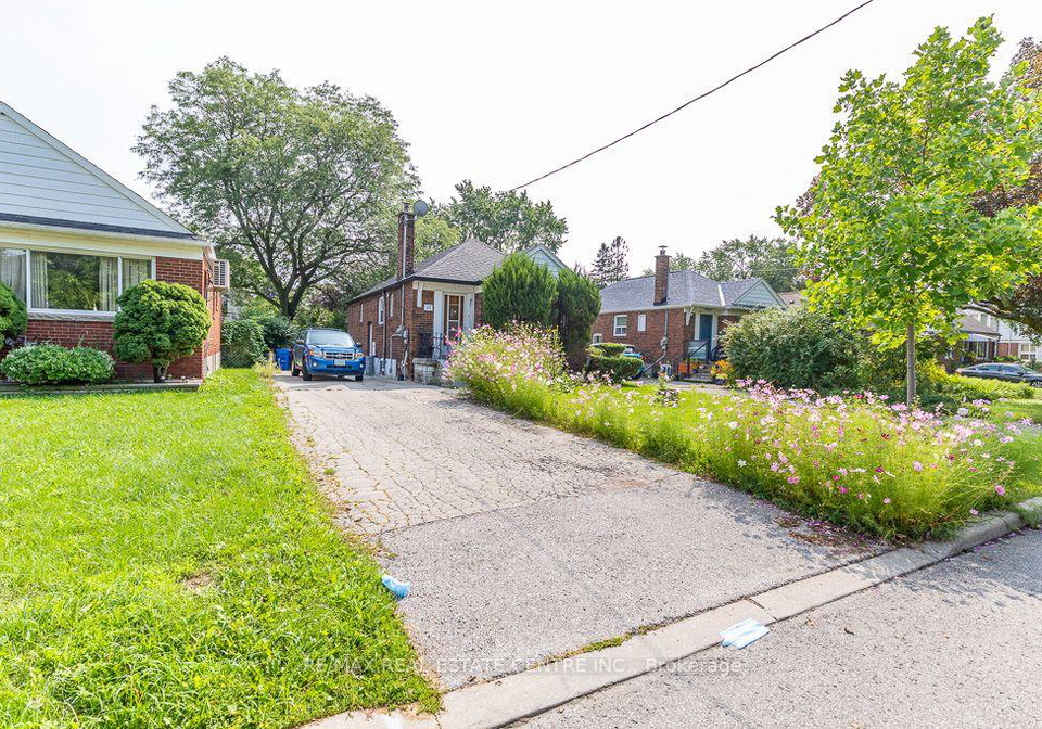 27-innismore-crescent-toronto-scarborough-ontario-e13757668