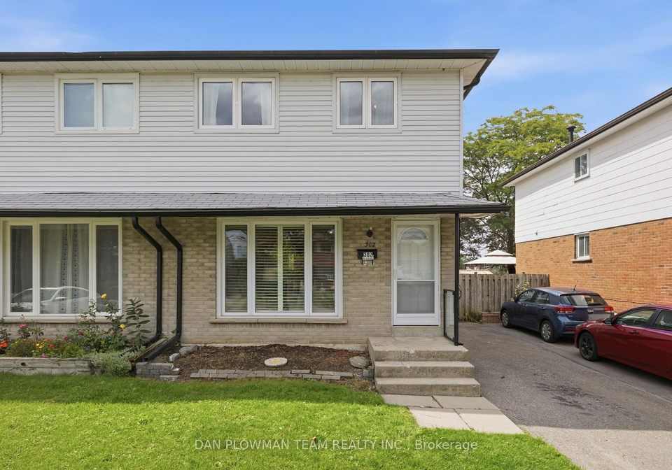 302-vancouver-crescent-oshawa-ontario-e13757672