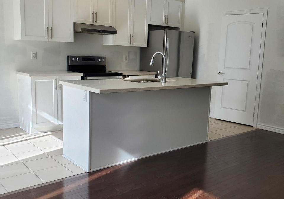 26-marlborough-street-whitby-ontario-e13757676