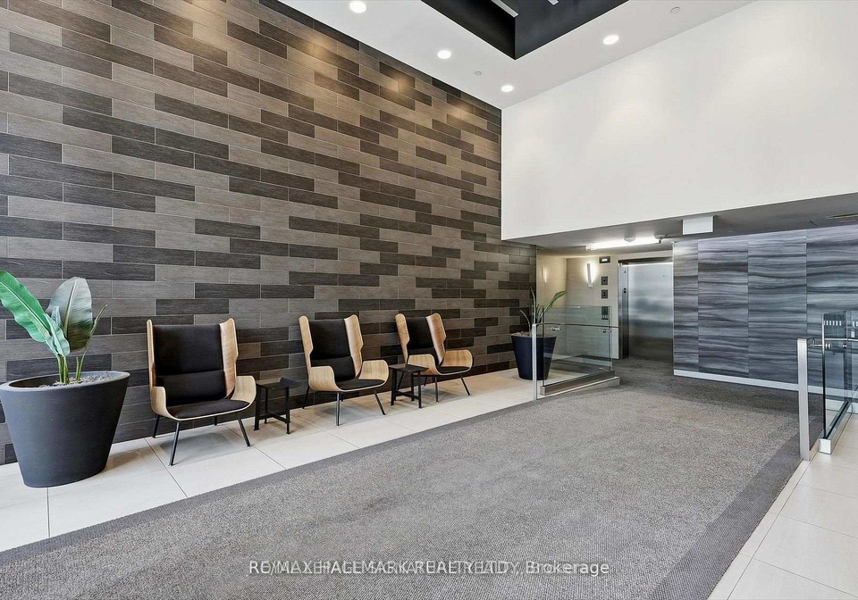 1238-dundas-street-e-toronto-toronto-ontario-e13758080