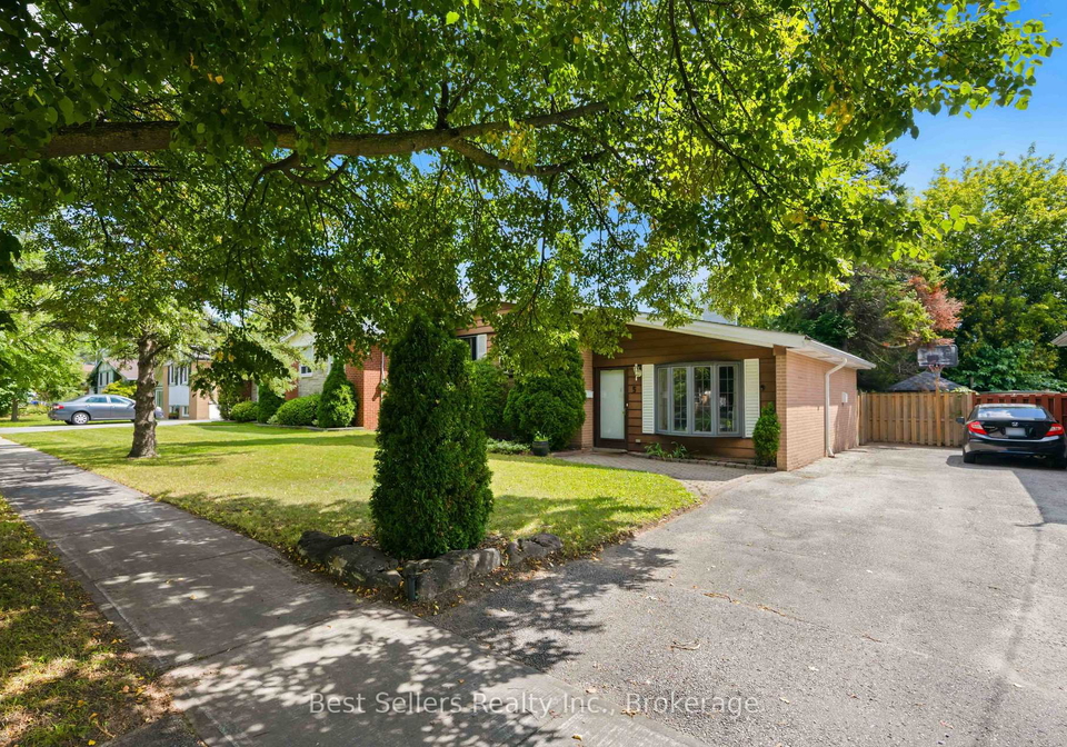 5-benfrisco-crescent-toronto-scarborough-ontario-e13758526