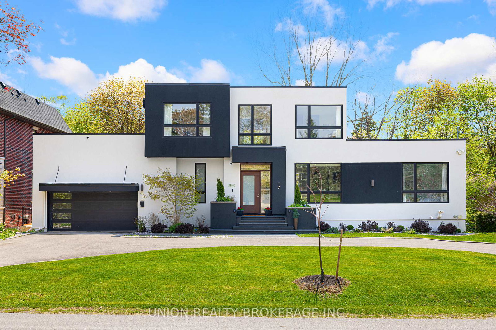 7-balcarra-avenue-toronto-scarborough-ontario-e13758602