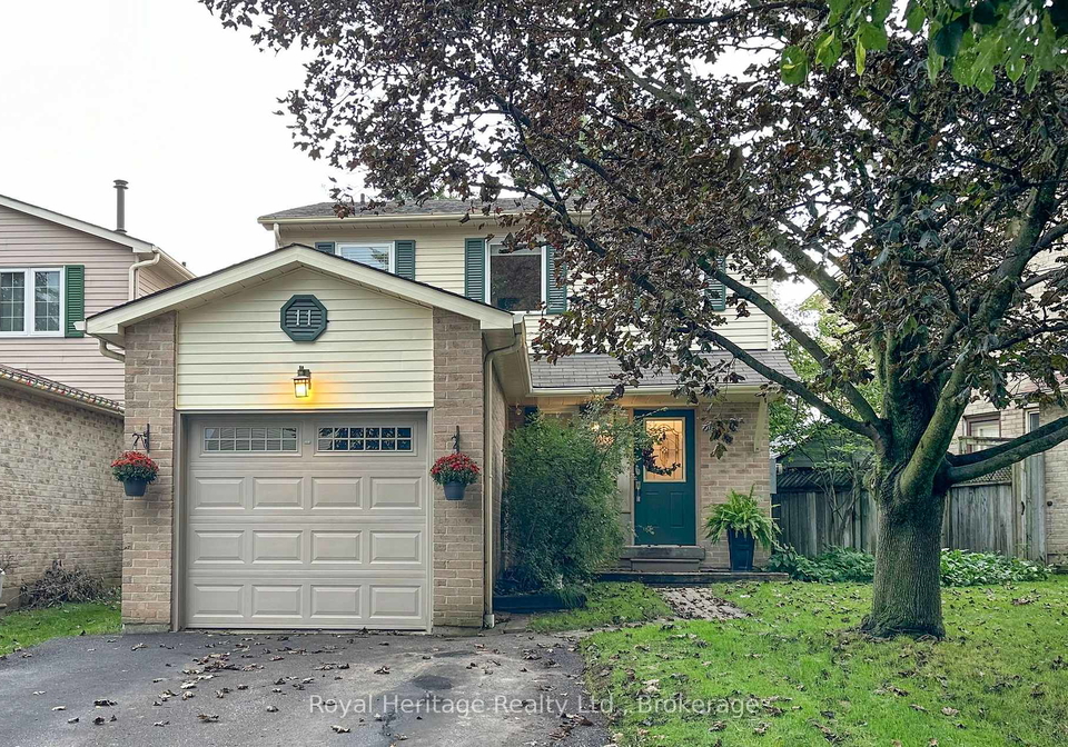 11-harman-drive-ajax-ontario-e13759954