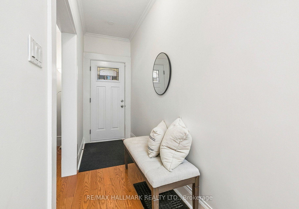 301-waverley-road-toronto-toronto-ontario-e13759996