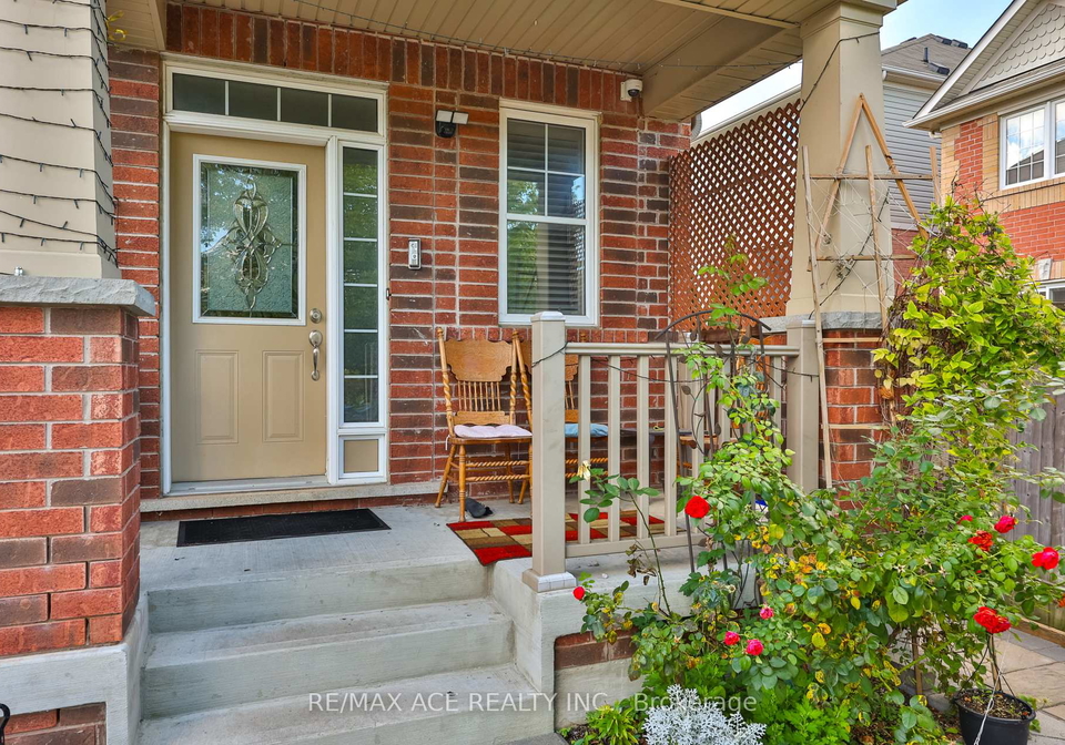 1819-misthollow-drive-pickering-ontario-e13760022