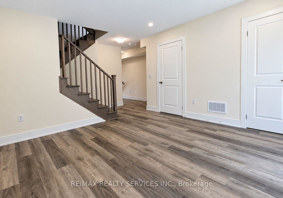 1695-dersan-street-pickering-ontario-e13760182
