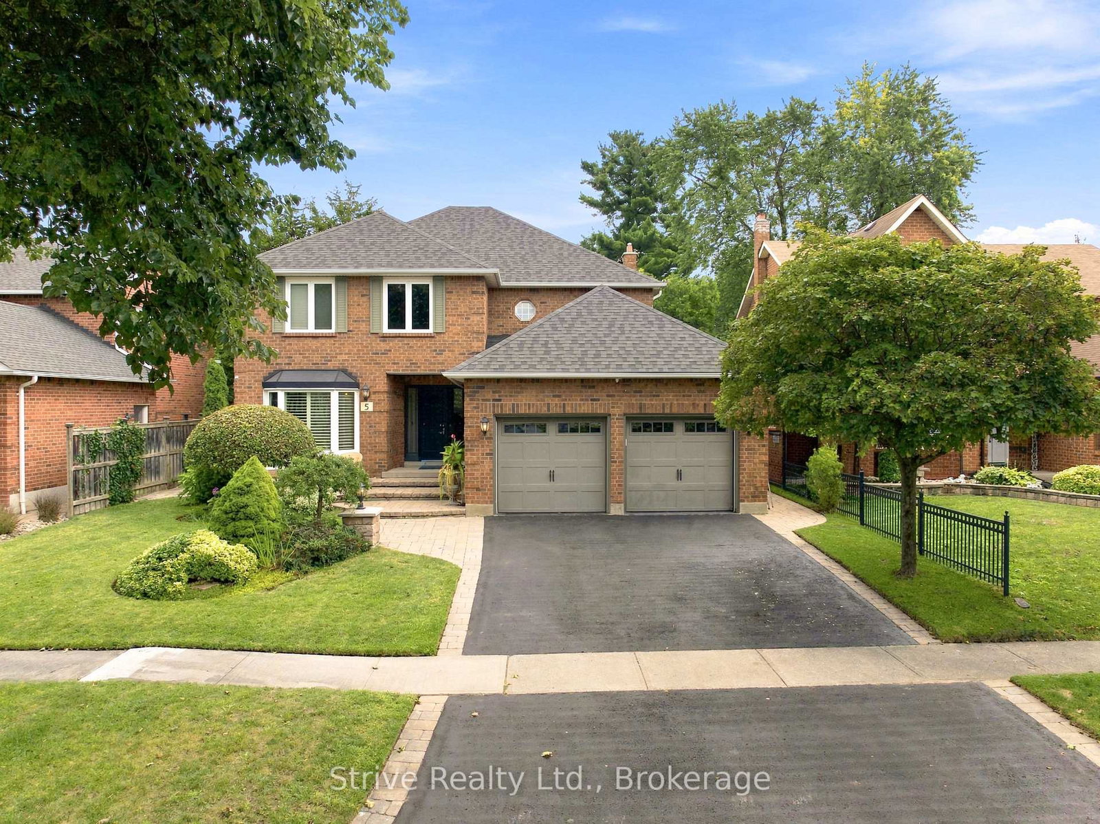 5-carriage-lane-clarington-ontario-e13760392