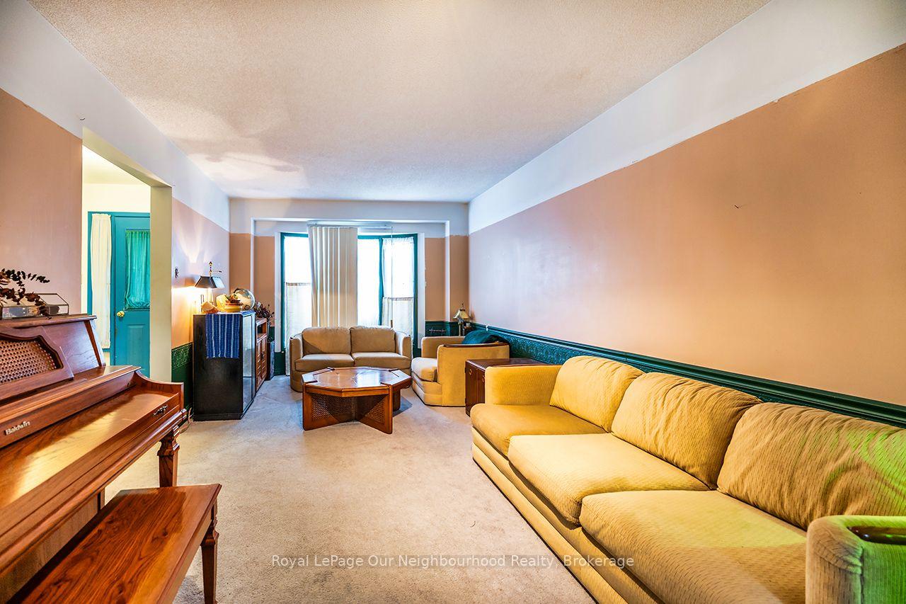 24-coe-drive-ajax-ontario-e13760854