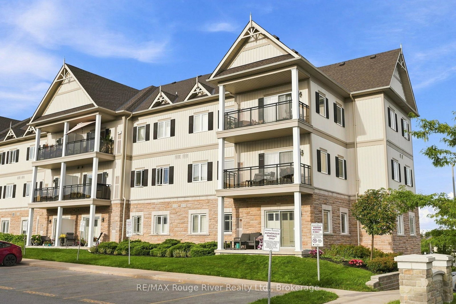 1-sidney-lane-clarington-ontario-e13760862