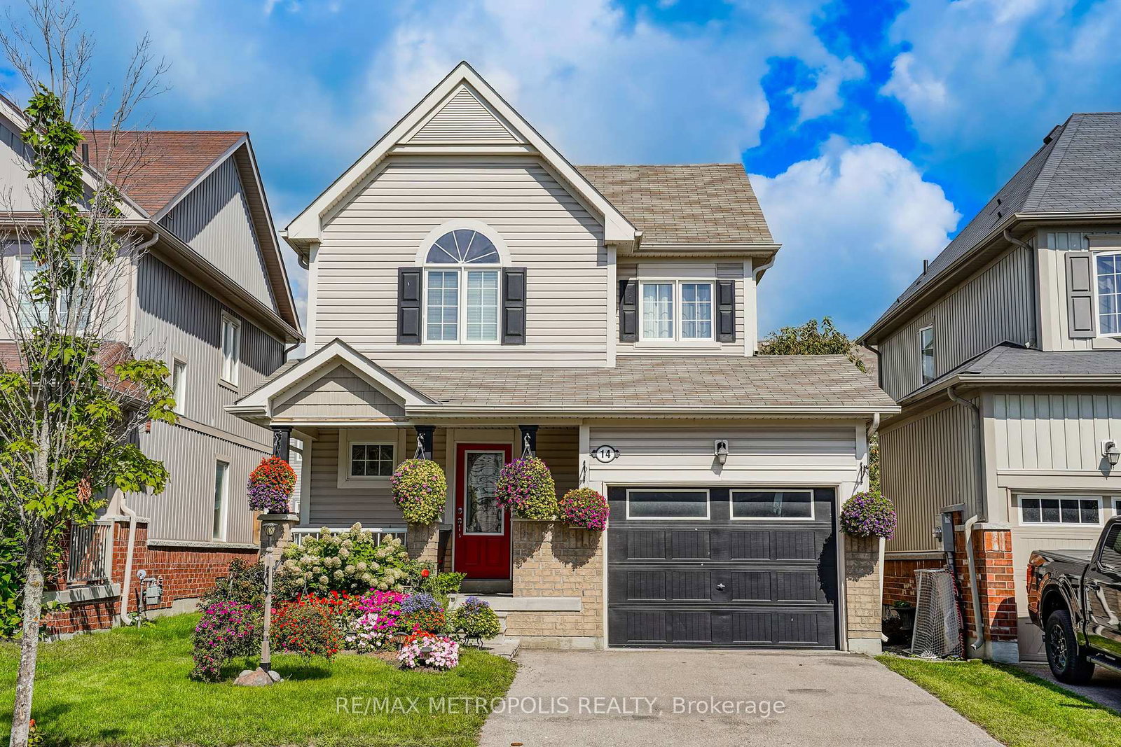 14-richard-davies-crescent-clarington-ontario-e13761020