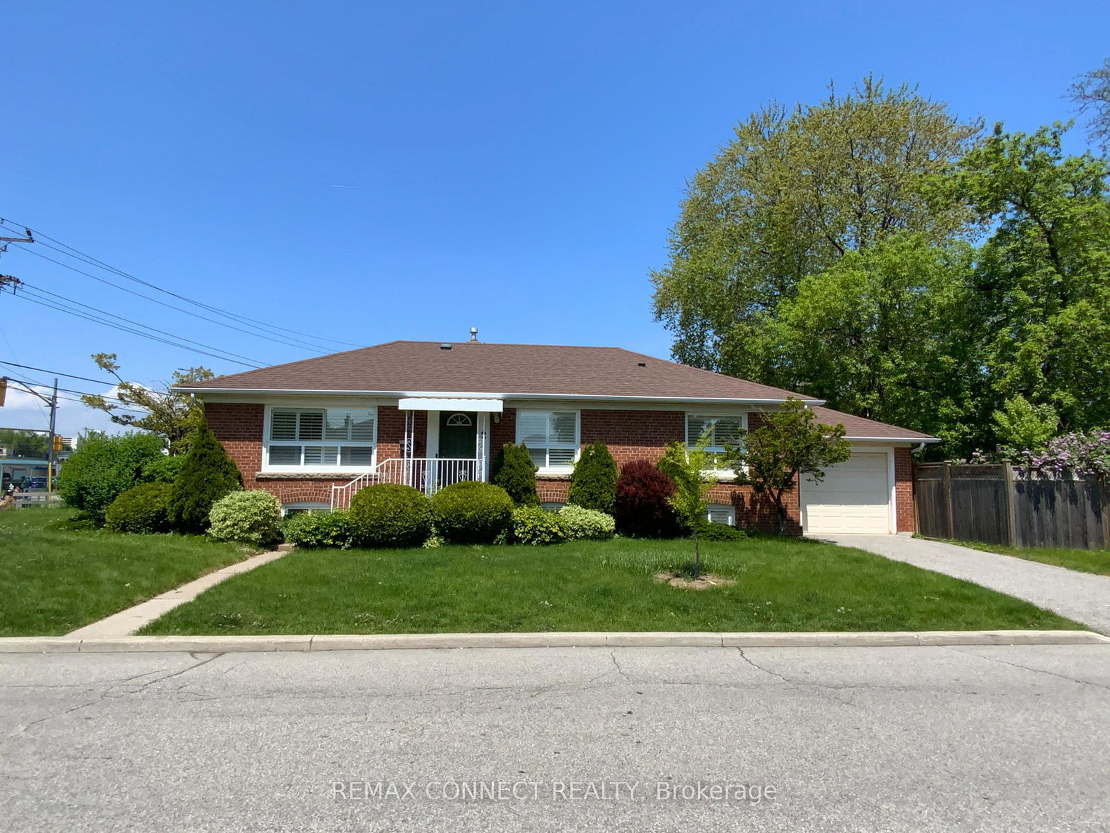 2-kellyvale-road-toronto-scarborough-ontario-e13761126