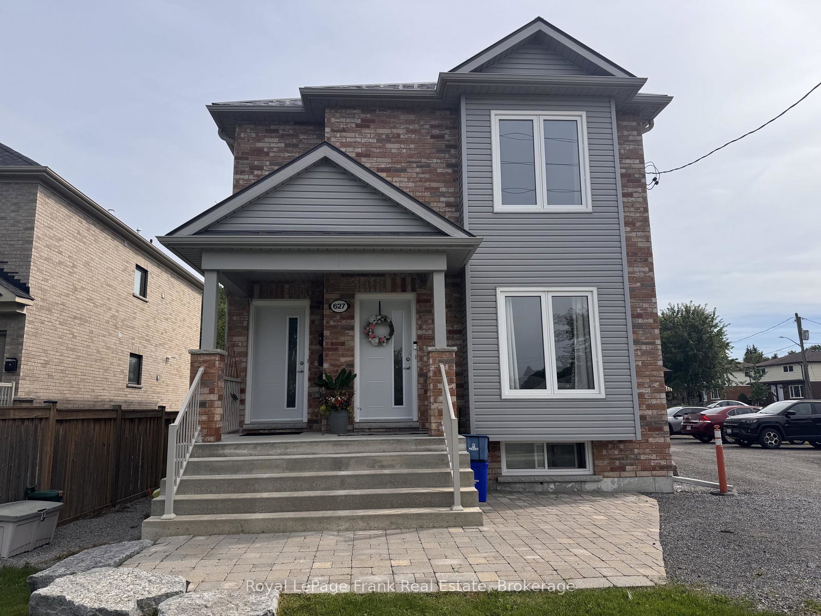 627-bloor-street-e-oshawa-ontario-e13761282