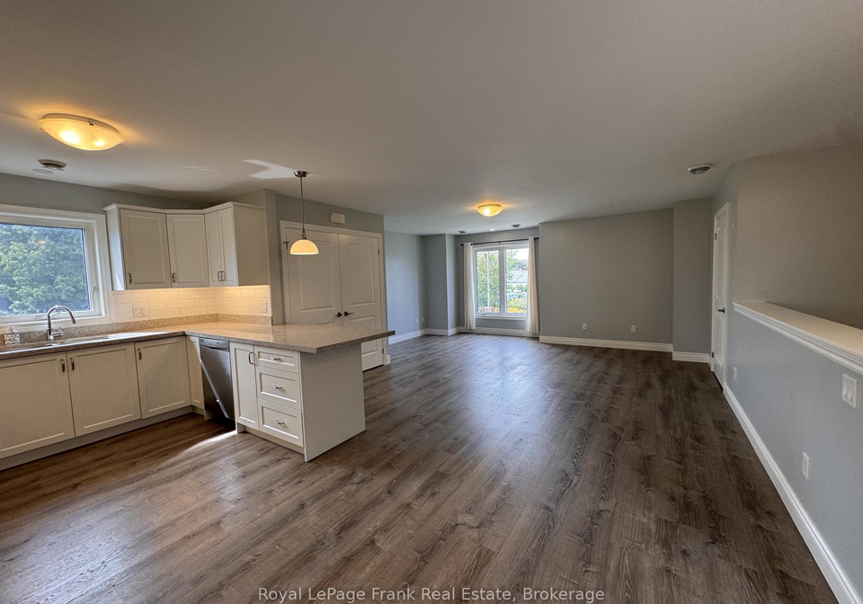 627-bloor-street-e-oshawa-ontario-e13761282