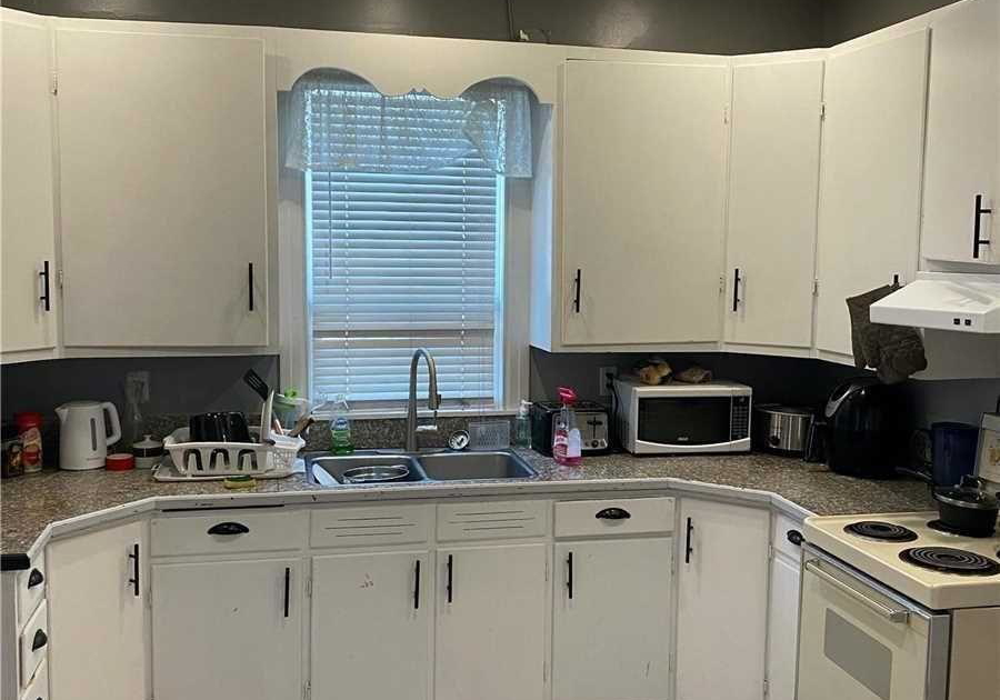 210-mary-street-n-oshawa-ontario-e13761346