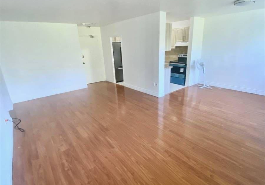 2245-eglinton-avenue-e-toronto-scarborough-ontario-e13761654
