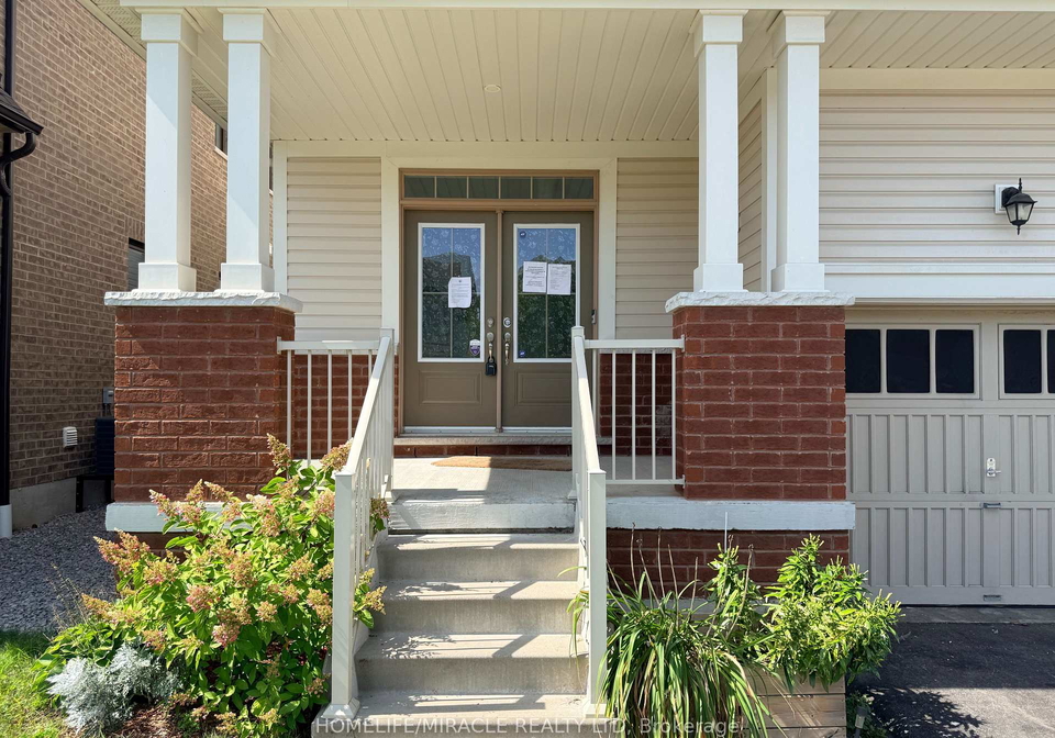 42-arthur-mclaughlin-street-clarington-ontario-e13762342