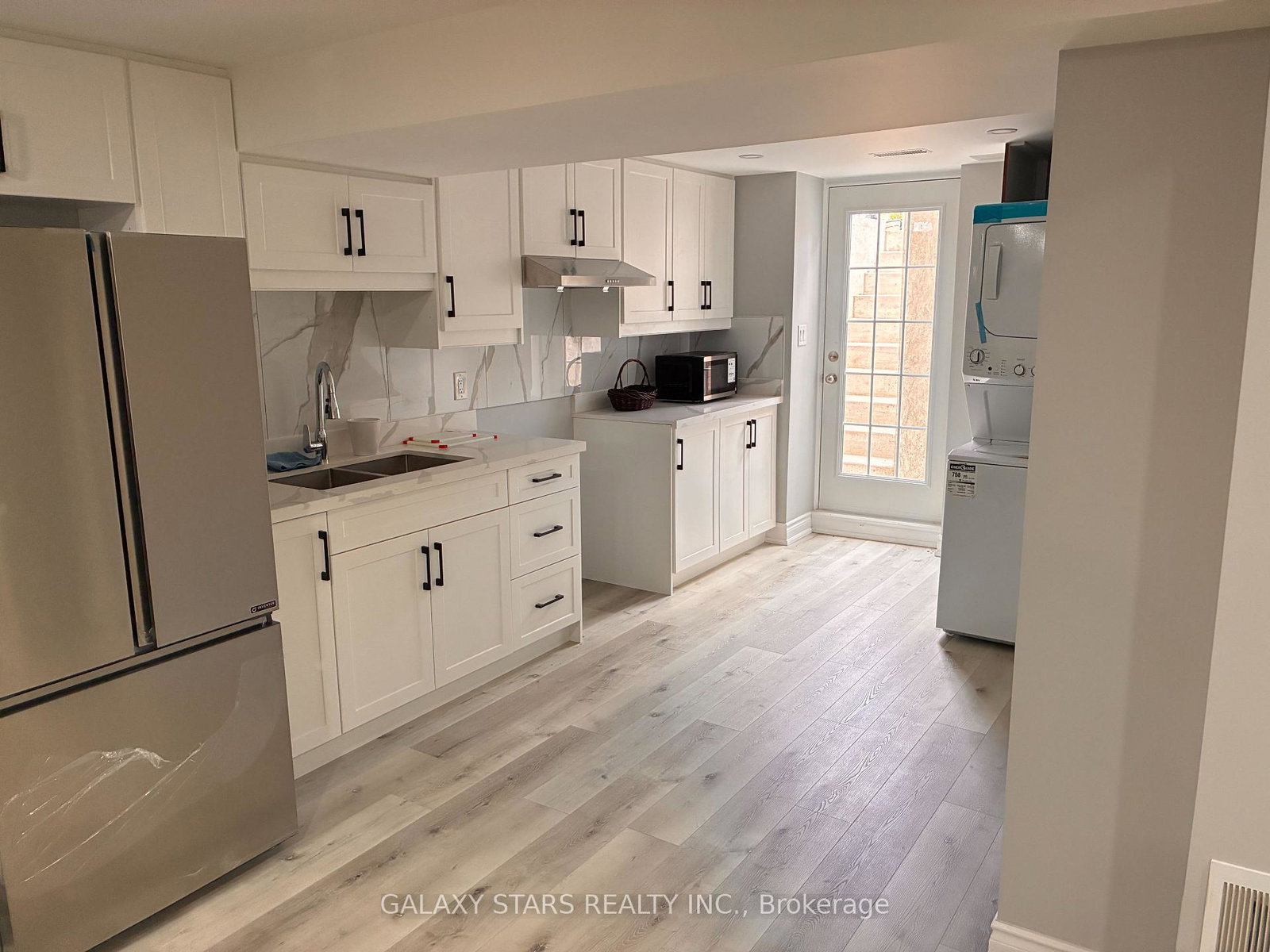 18-keeble-crescent-ajax-ontario-e13762716