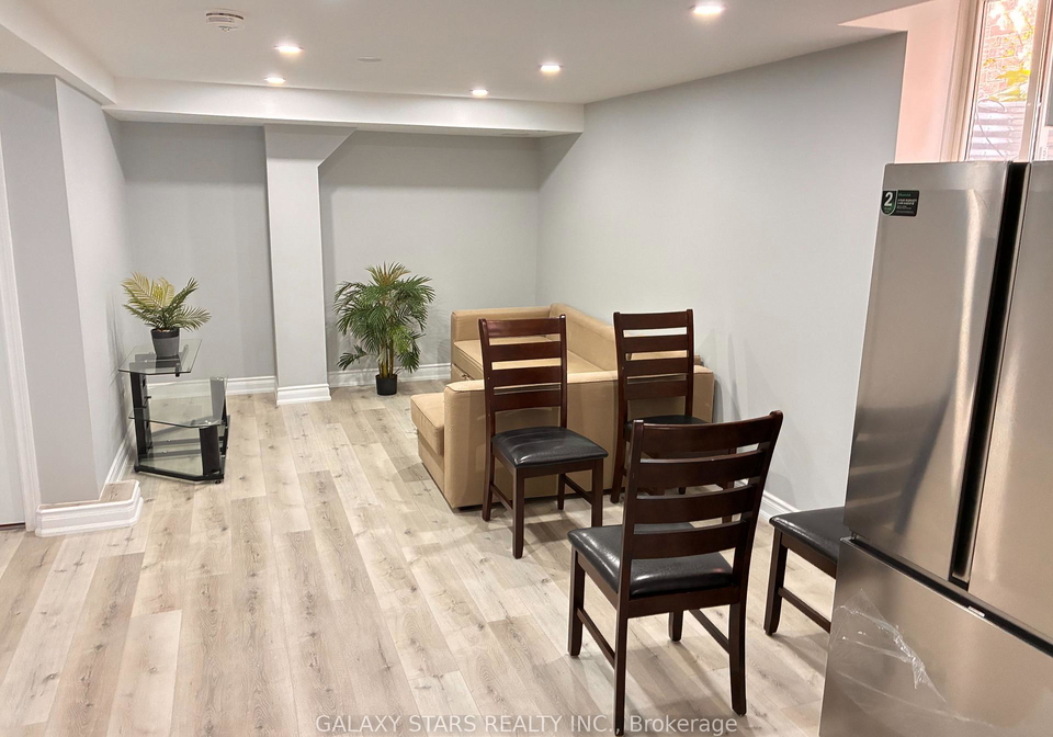 18-keeble-crescent-ajax-ontario-e13762716