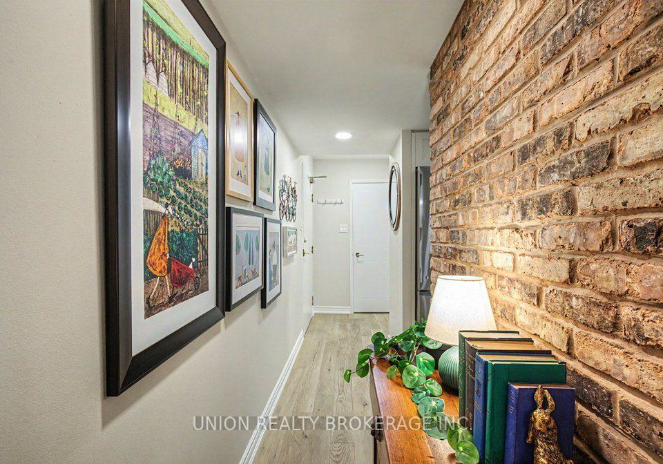 1093-kingston-road-toronto-scarborough-ontario-e13762860