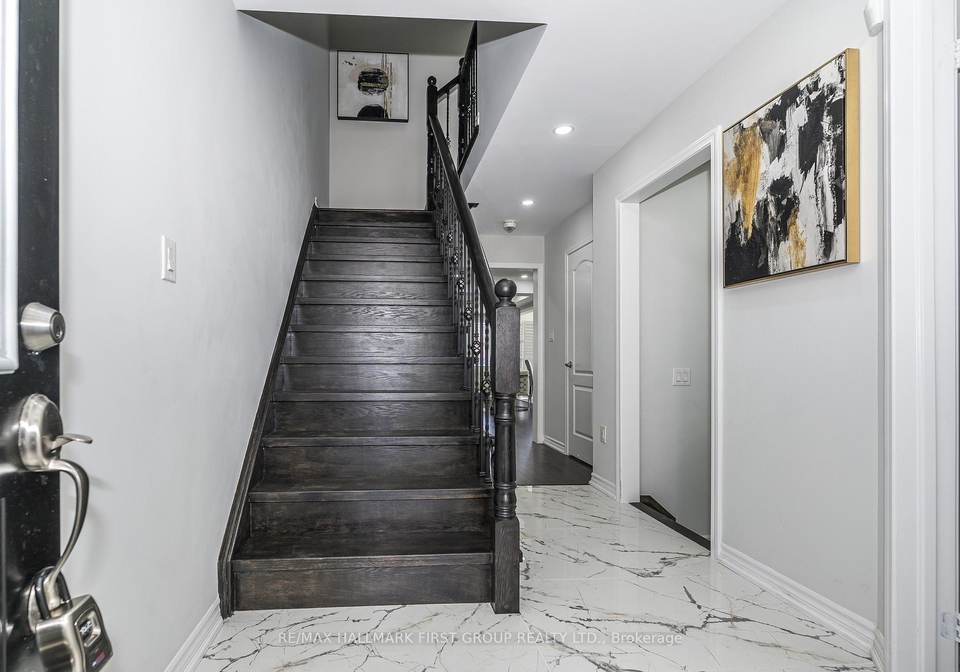 1019-dragonfly-avenue-pickering-ontario-e13763084