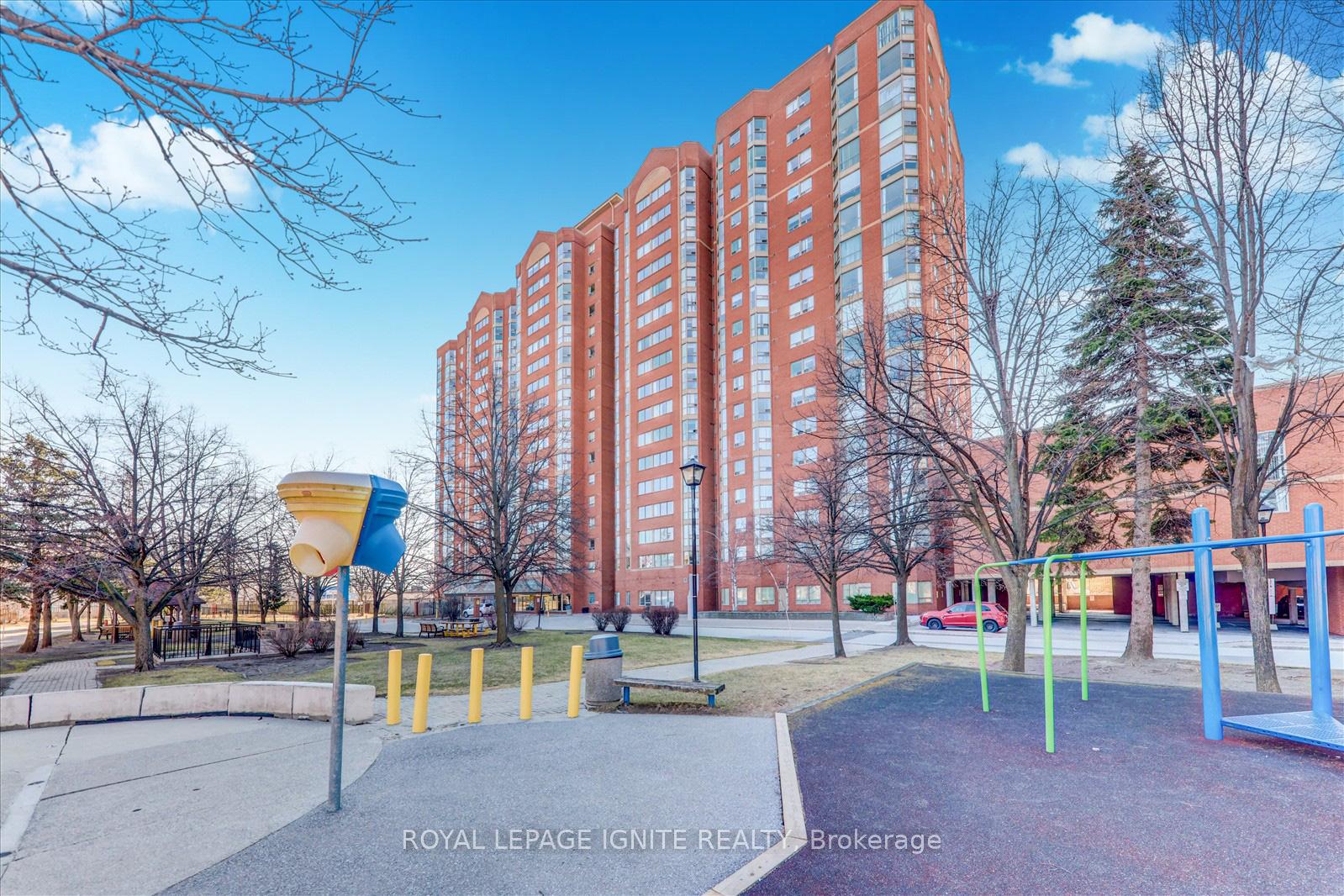 2466-eglinton-avenue-e-toronto-scarborough-ontario-e13763196
