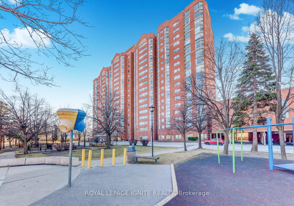 2466-eglinton-avenue-e-toronto-scarborough-ontario-e13763196