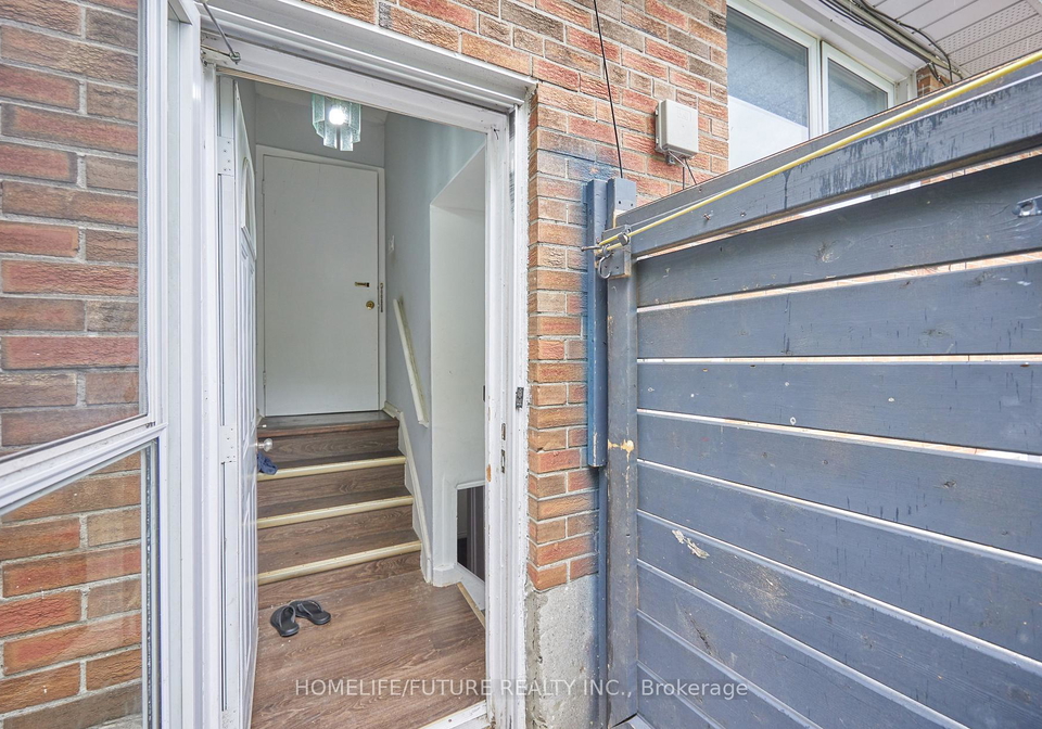 65-blakemanor-boulevard-toronto-scarborough-ontario-e13763694