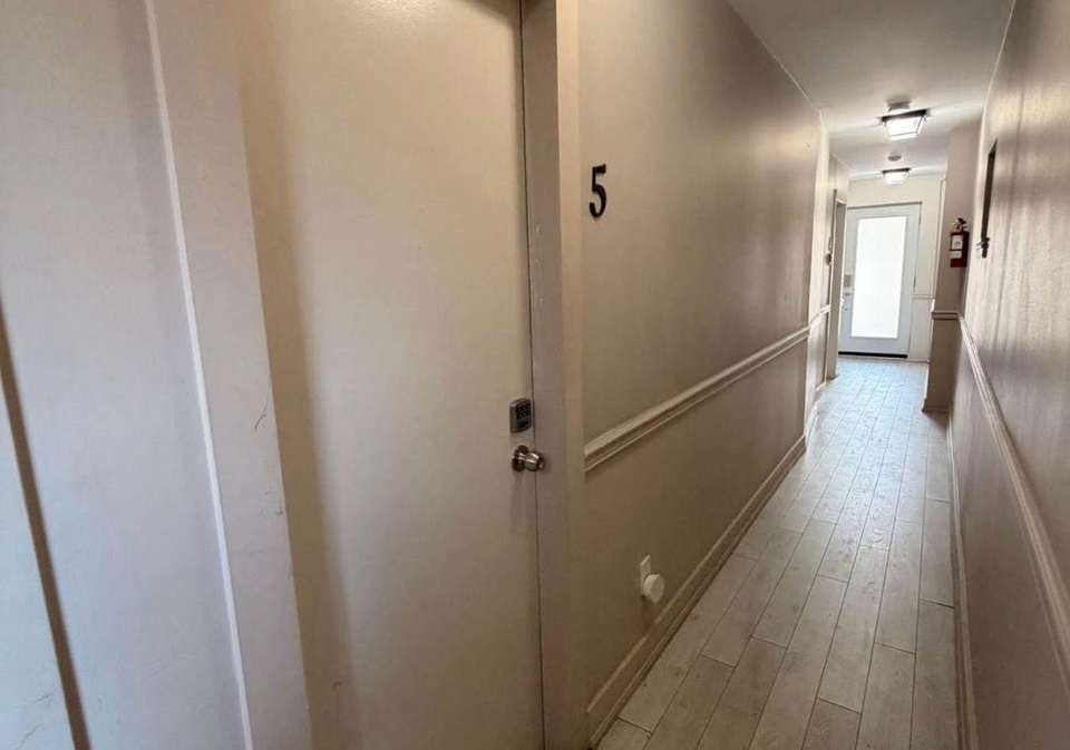 1659-gerrard-street-e-toronto-toronto-ontario-e13763768