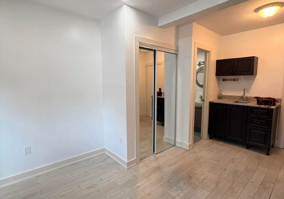 1659-gerrard-street-e-toronto-toronto-ontario-e13763768