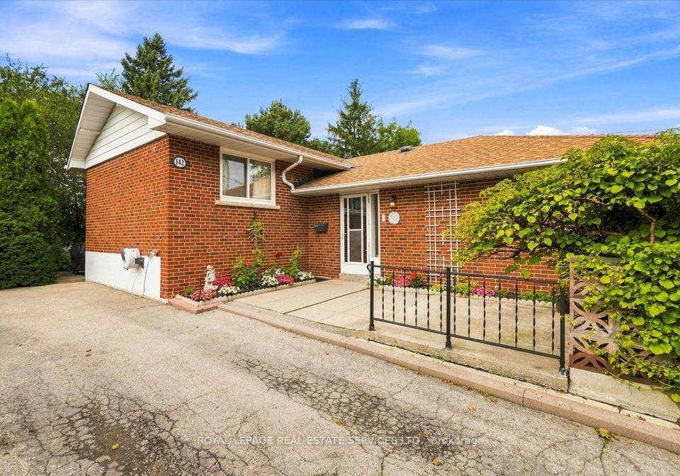 142-cass-avenue-toronto-scarborough-ontario-e13764858