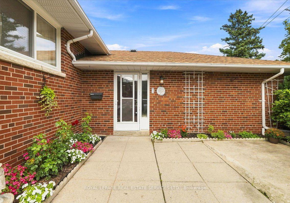 142-cass-avenue-toronto-scarborough-ontario-e13764858