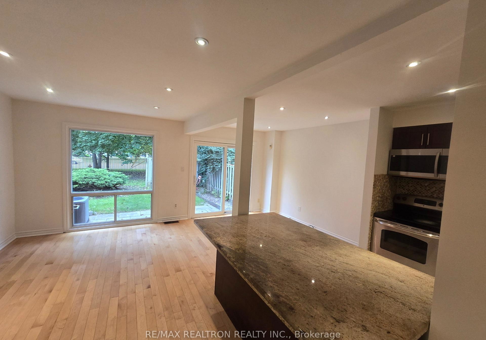 119-huntingdale-boulevard-toronto-scarborough-ontario-e13765044