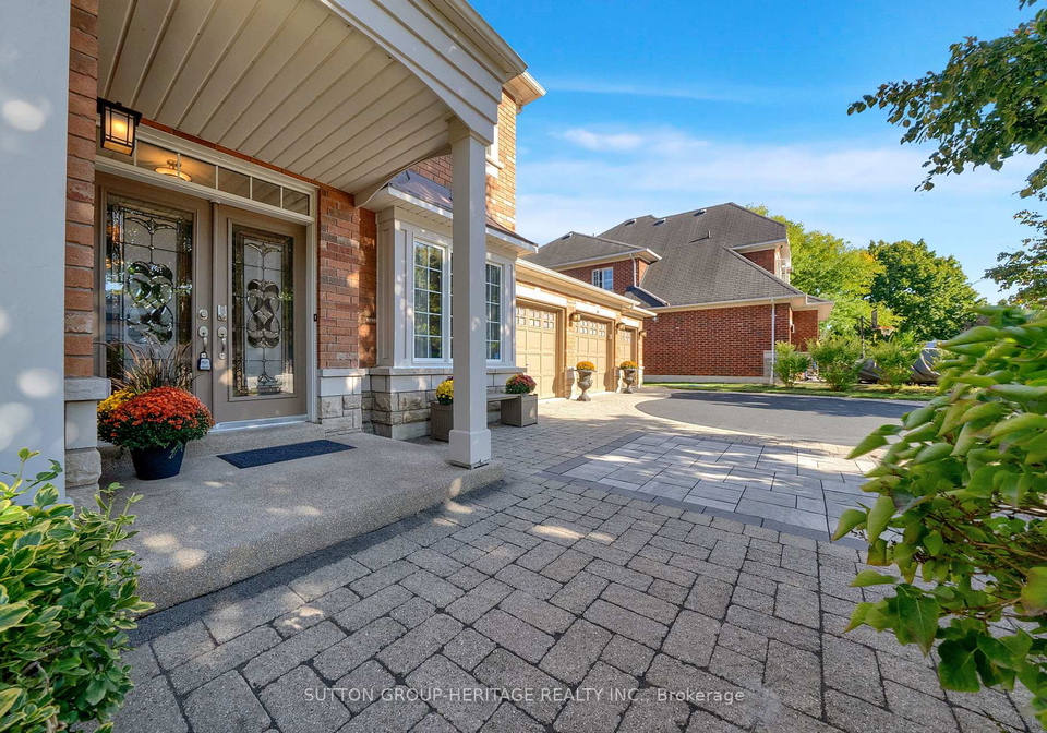 102-kennett-drive-whitby-ontario-e13765076