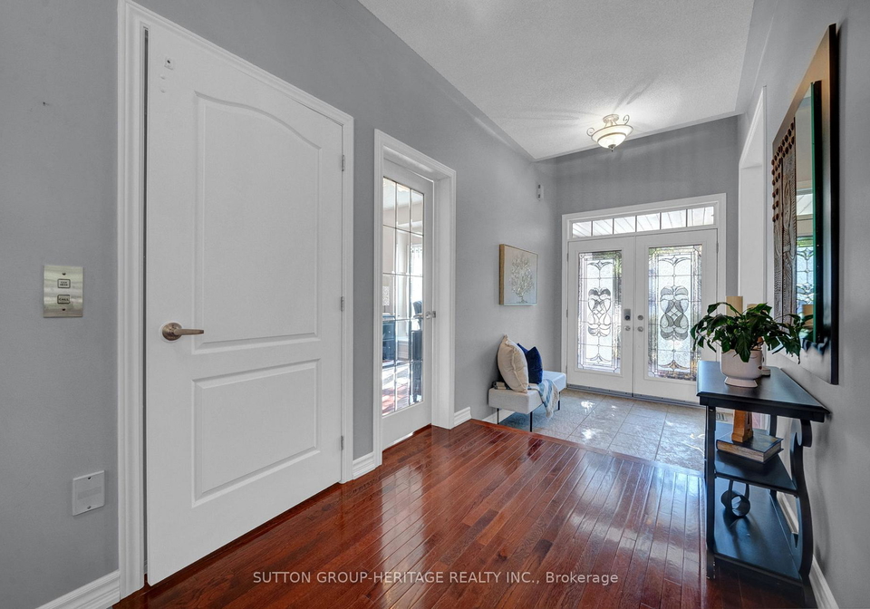 102-kennett-drive-whitby-ontario-e13765076