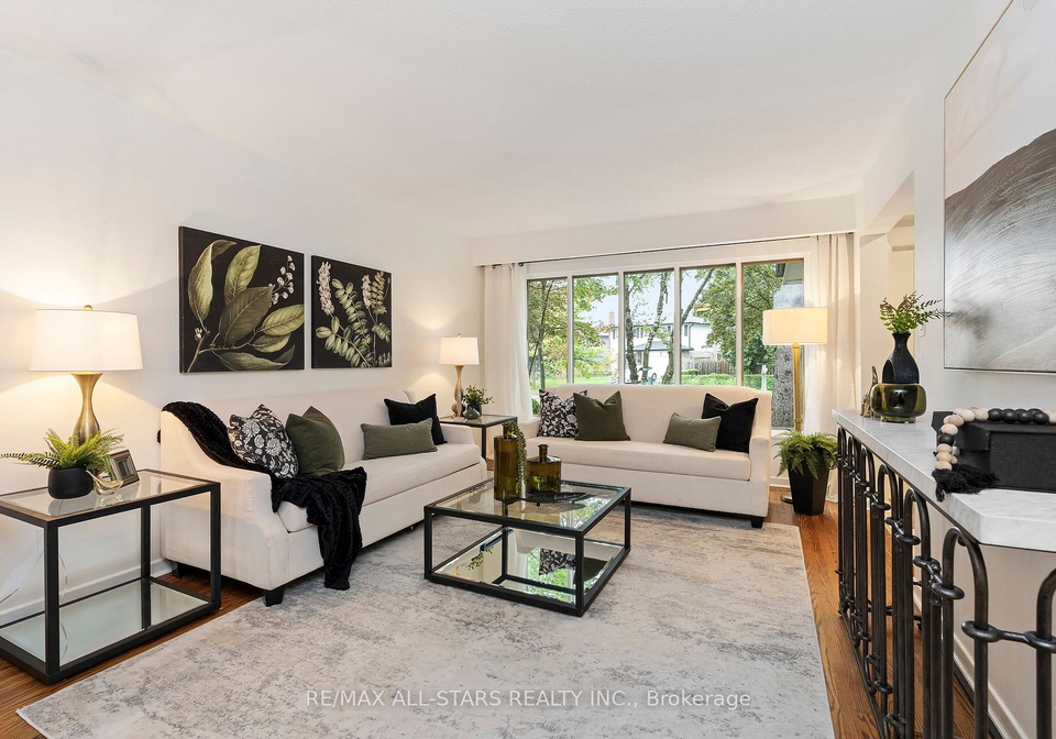 11-gillbank-crescent-toronto-scarborough-ontario-e13765176