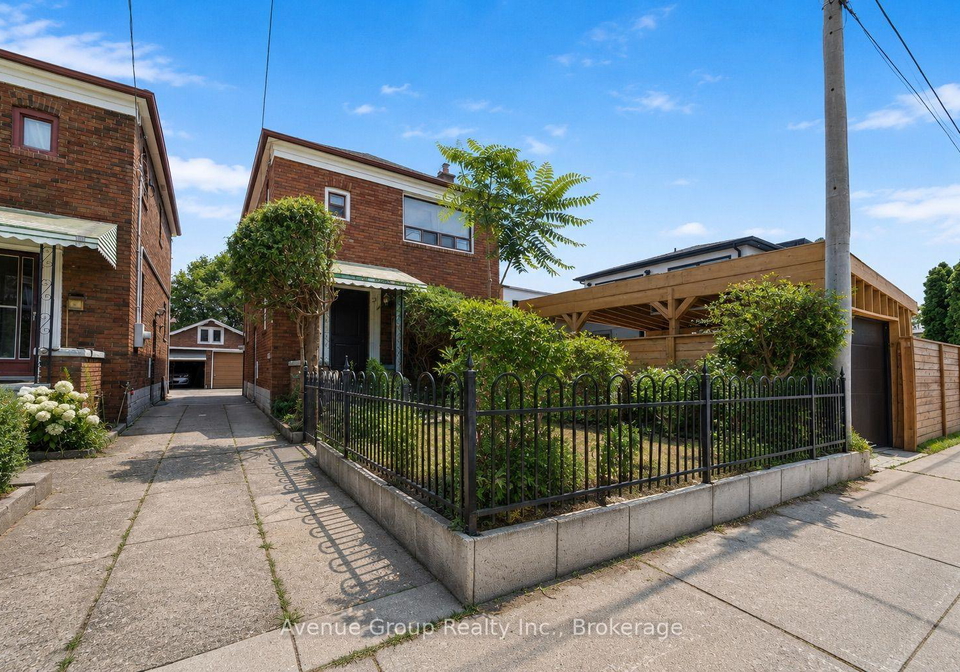 1-warland-avenue-toronto-east-york-ontario-e13765530