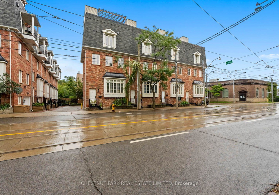 1437-queen-street-e-toronto-toronto-ontario-e13765670