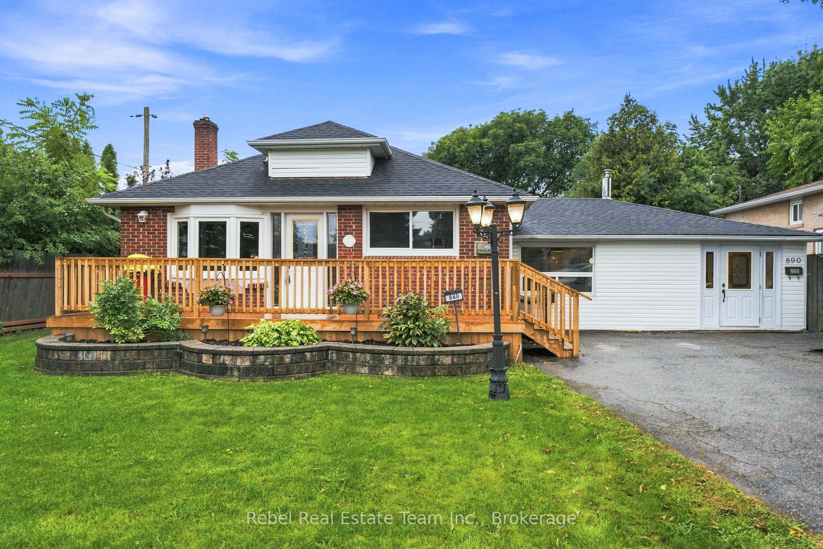 888-890-liverpool-road-pickering-ontario-e13765916