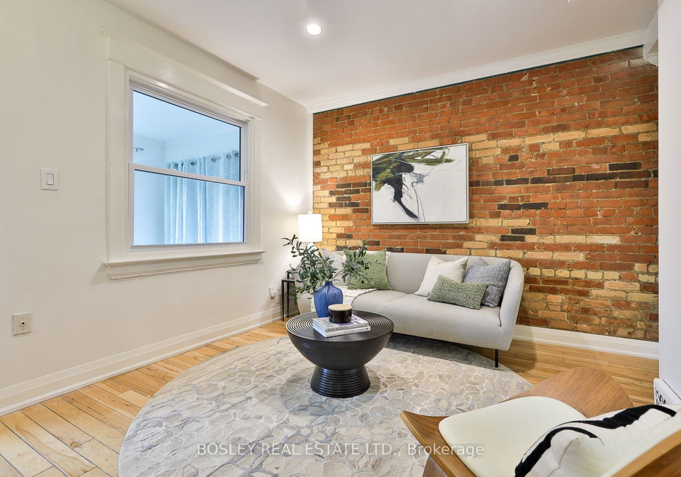 32-mountalan-avenue-toronto-toronto-ontario-e13766078