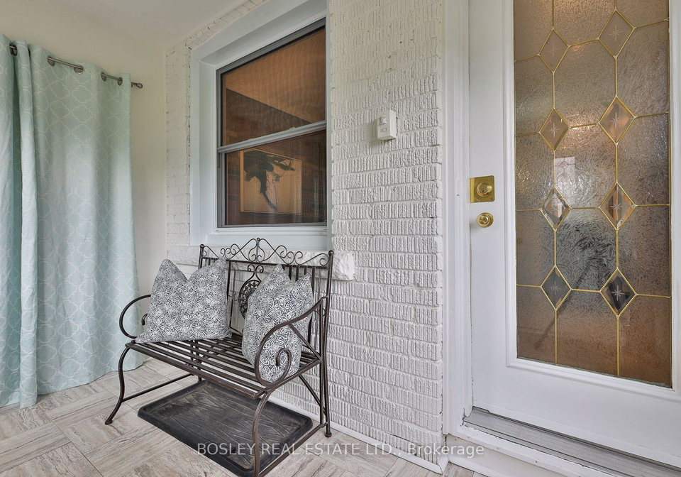 32-mountalan-avenue-toronto-toronto-ontario-e13766078