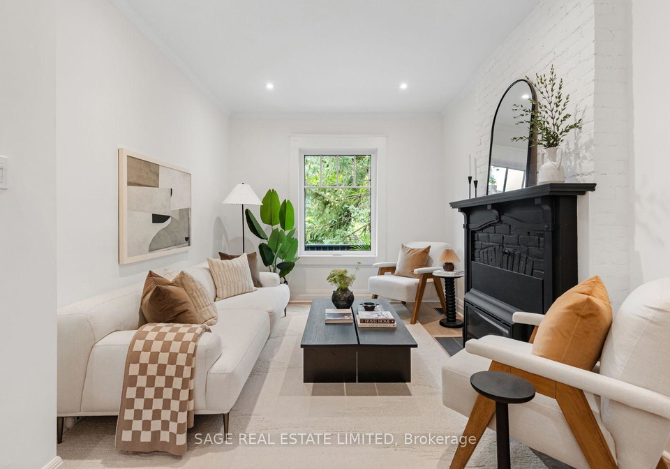 11-bertmount-avenue-toronto-toronto-ontario-e13766314