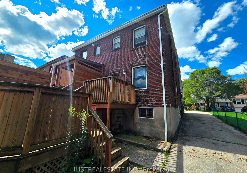 213-blantyre-avenue-toronto-scarborough-ontario-e13766464